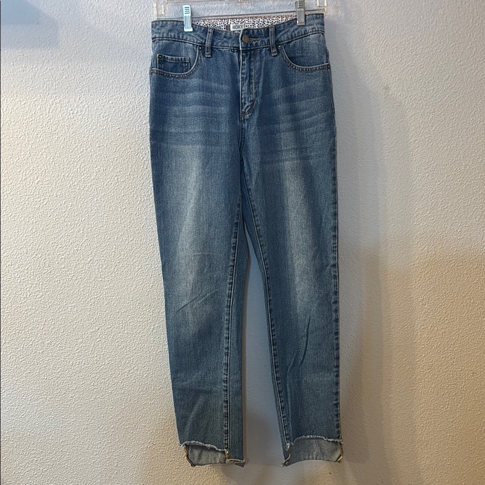 Roxy straight leg raw hem jeans size 27